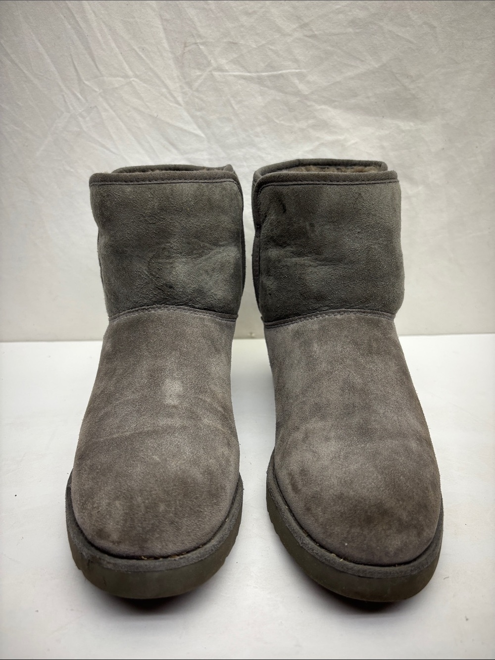 UGG Short Suede Winter Boots - Gray, SZ 7, box 83